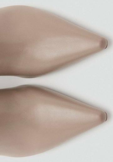 Полусапожки на высоком каблуке