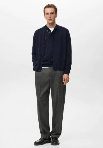 Вязаная кофта