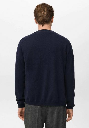 Вязаная кофта