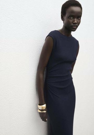 Вязаное платье