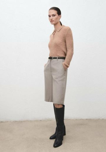 Пуловер с воротником поло