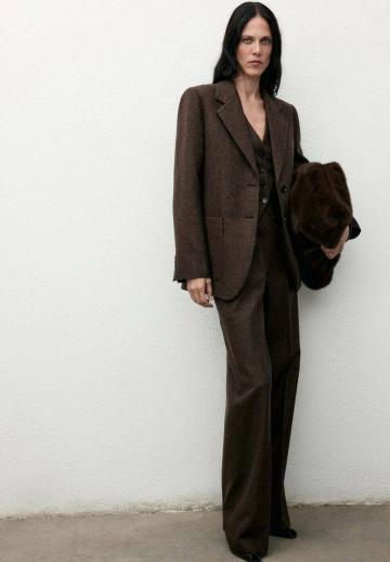 Короткое пальто