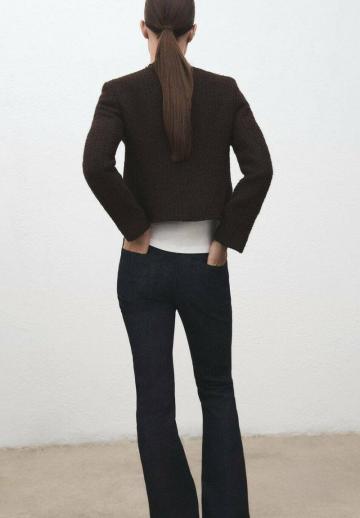 Блейзер с накладными карманами