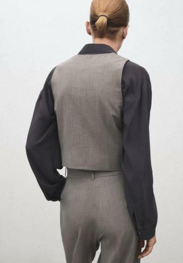 Короткая куртка