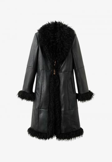 Пальто из искусственной кожи