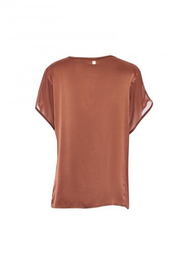 Атласная блузка