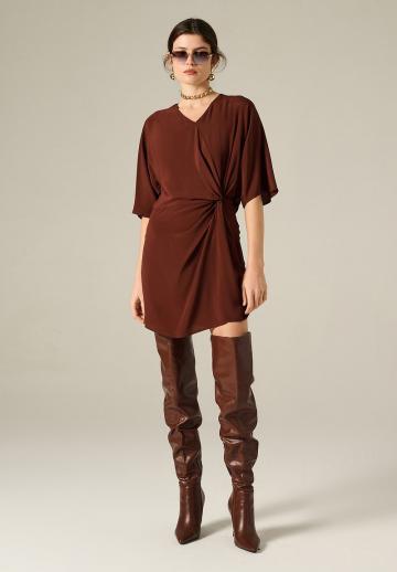 Короткое платье