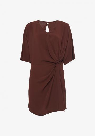 Короткое платье