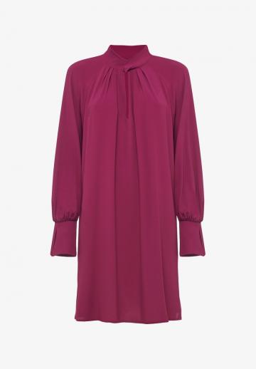 Короткое платье