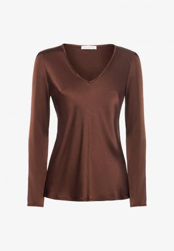 Атласная блузка