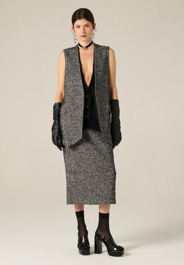 Длинный жилет