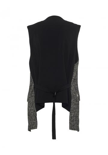 Длинный жилет