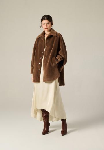 Короткое пальто