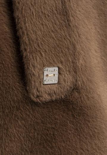 Короткое пальто