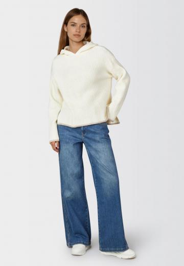 Пуловер с капюшоном