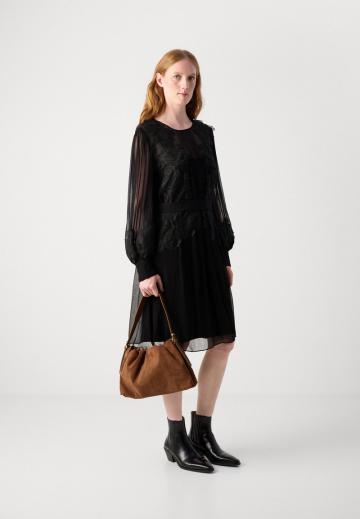 Коктейльное платье