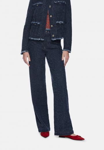 Клешеные джинсы