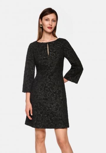 Короткое платье