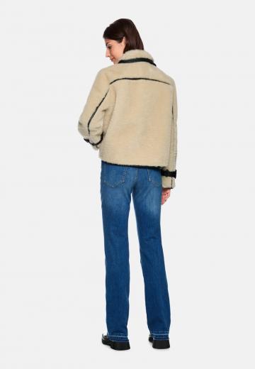 Клешеные брюки