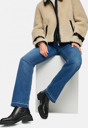 Клешеные брюки