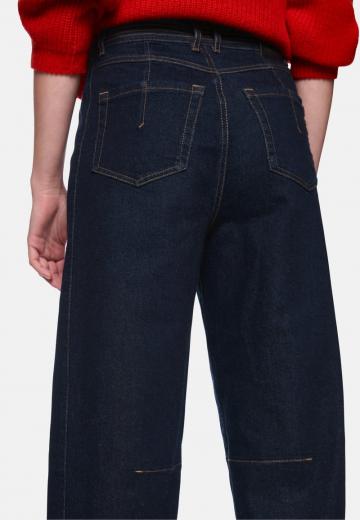 Свободные джинсы