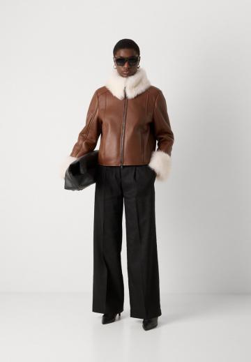 Кожаная куртка