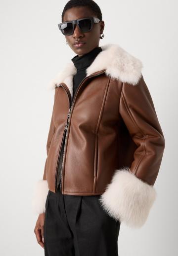 Кожаная куртка