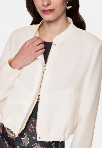 Короткий блейзер