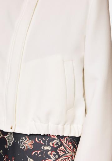 Короткий блейзер