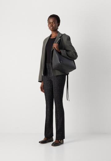 Узкие брюки