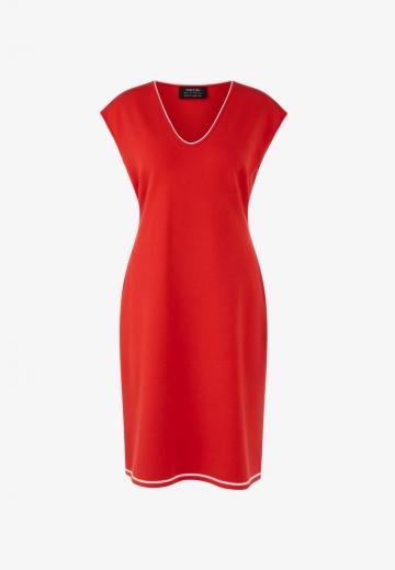 Вязаное платье