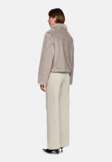 Зимняя куртка