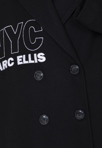 Короткое пальто