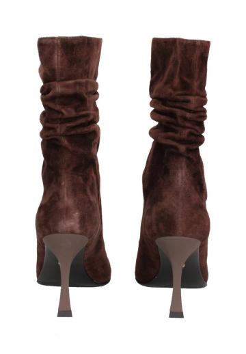 Высокие сапоги