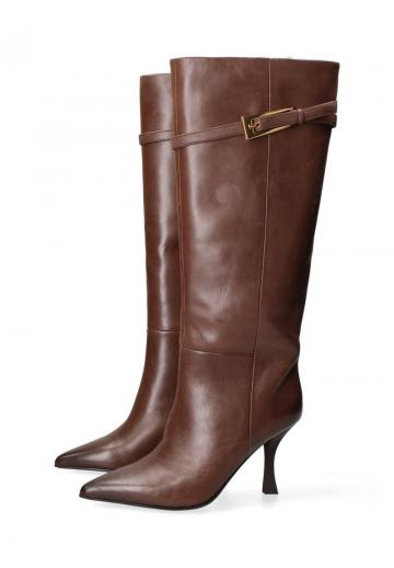 Высокие сапоги