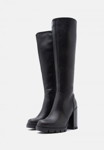 Сапоги на платформе