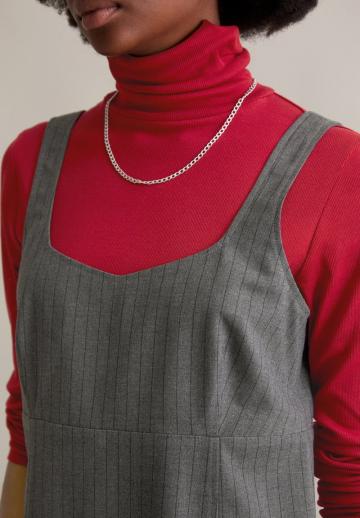 Короткое платье