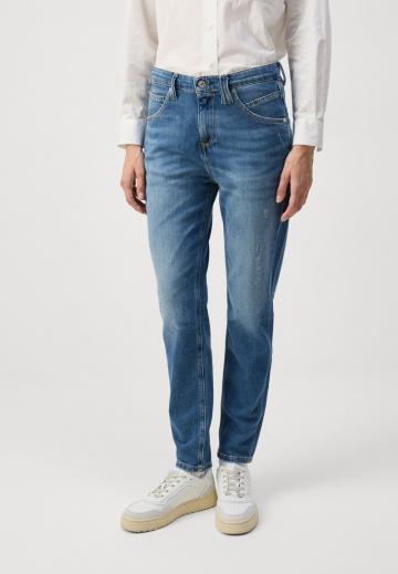 Свободные джинсы