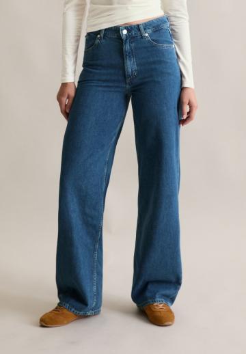 Свободные джинсы