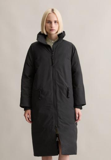 Короткое пальто