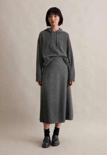 Пуловер с капюшоном