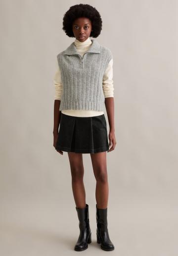 Пуловер без рукавов