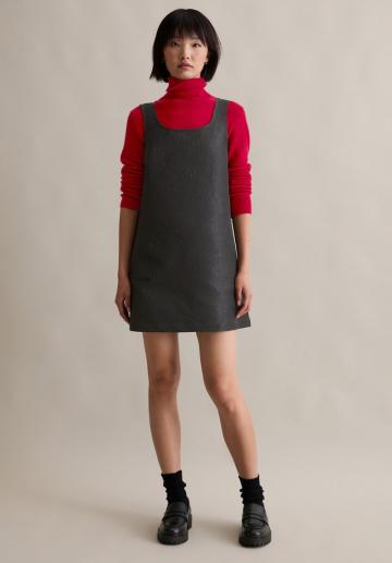 Короткое платье