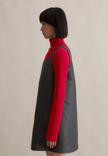 Короткое платье