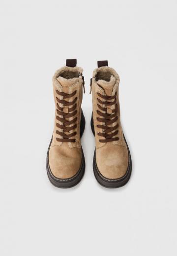 Сапожки на танкетке