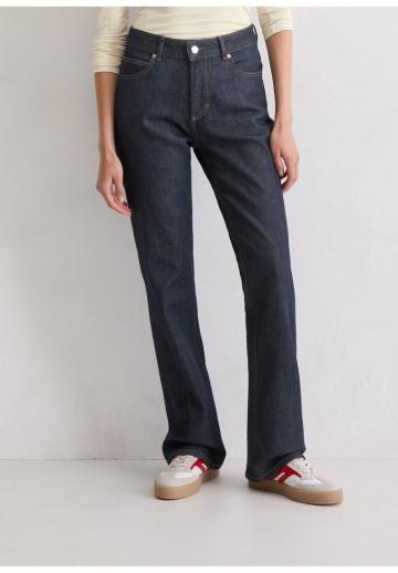 Клешеные джинсы