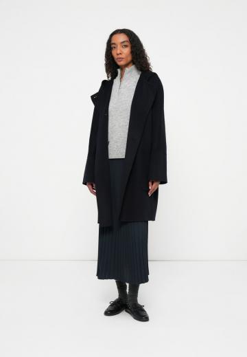 Шерстяное пальто