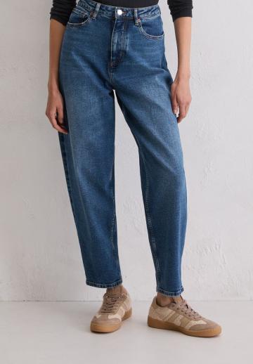 Свободные джинсы