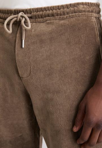 Спортивные штаны