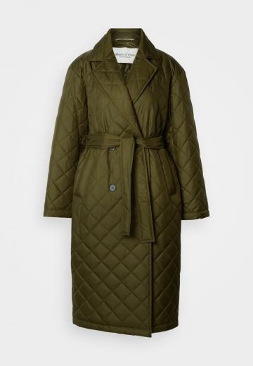 Шерстяное пальто